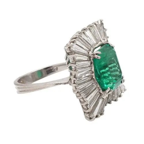 4.85ct Emerald-Cut Colombian Emerald with 4.00ctw Tapered Baguette Diamonds