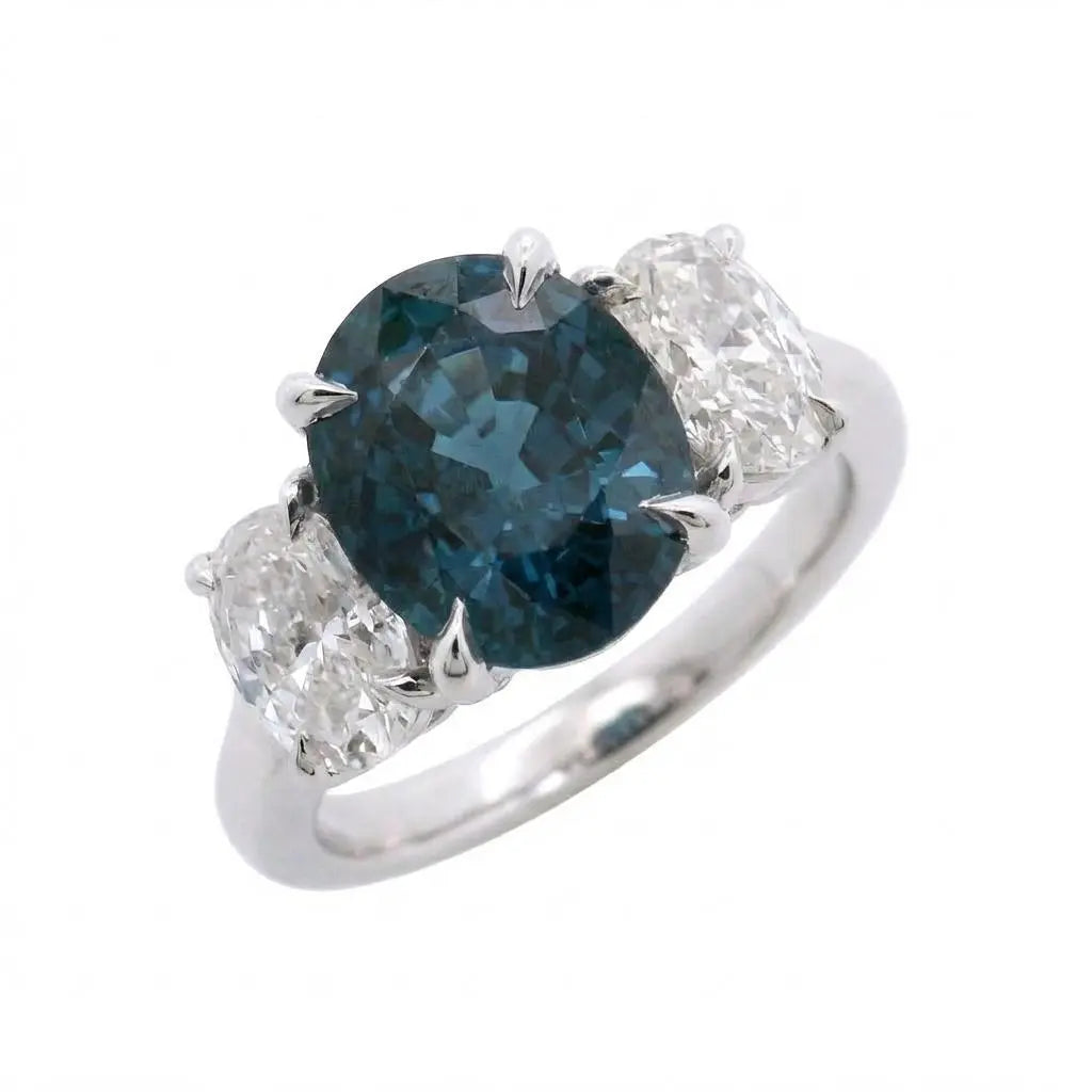 5.34ct Oval Sapphire