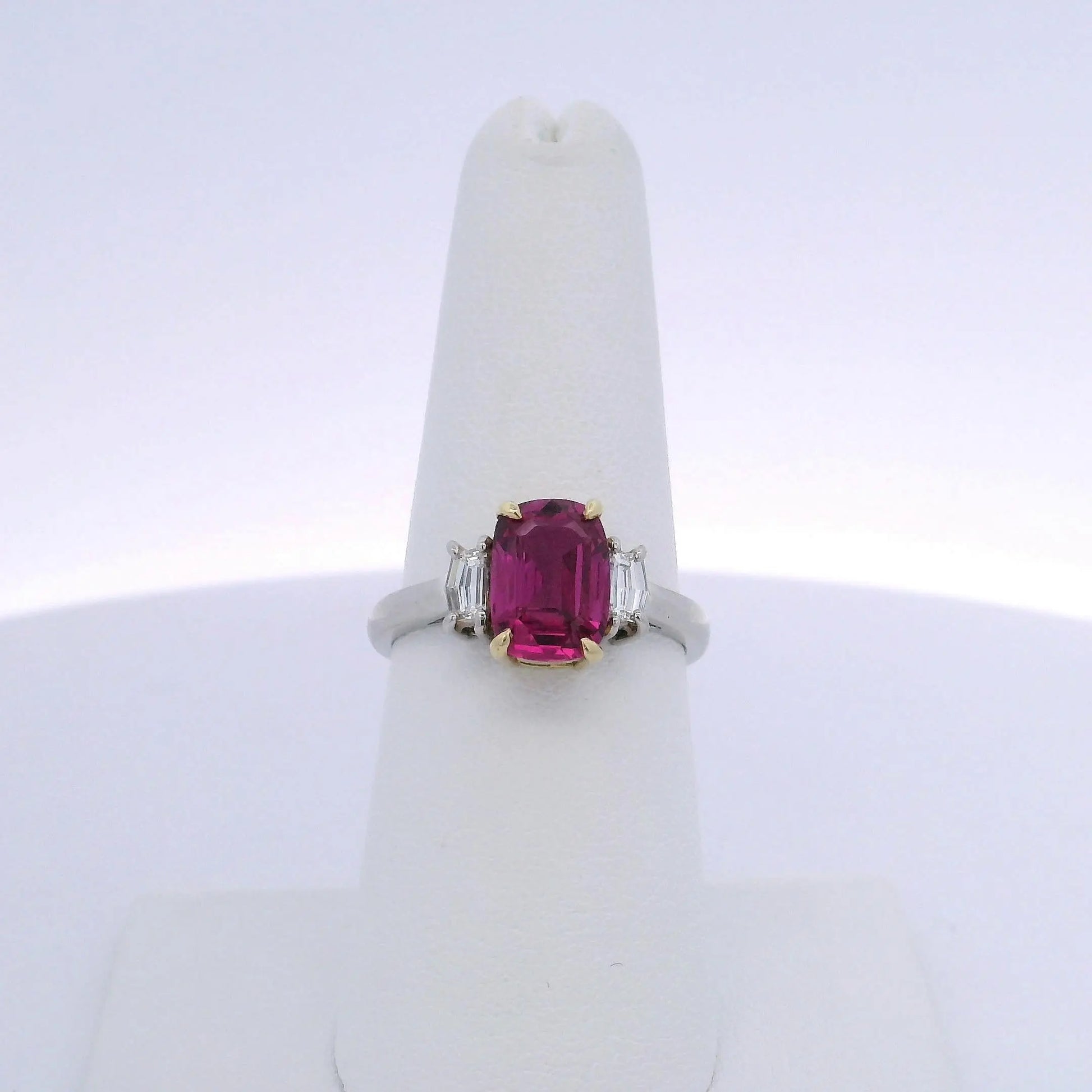 2.63CT RUBY & 0.33CTW DIAMOND RING
