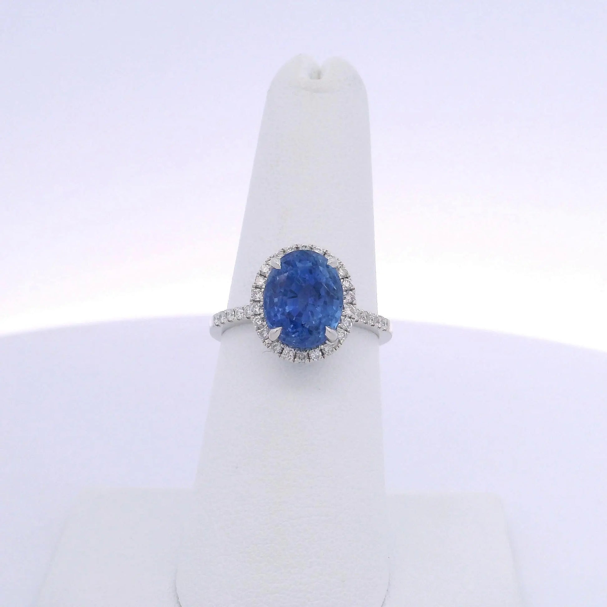5.03CTW OVAL SAPPHIRE & 0.40CTW ROUND BRILLIANT CUT DIAMOND RING