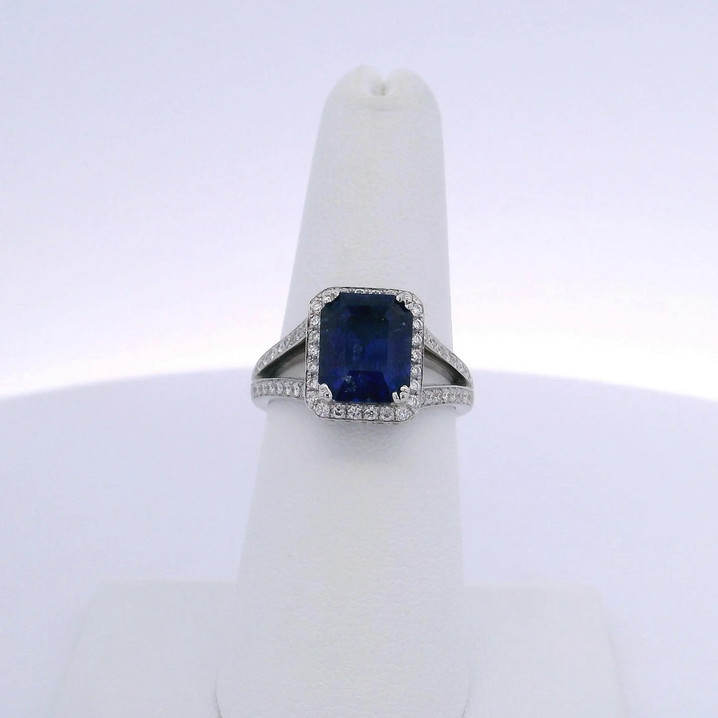 3.67CTW EMERALD CUT BLUE SAPPHIRE & 1.00CTW ROUND BRILLIANT CUT DIAMOND RING