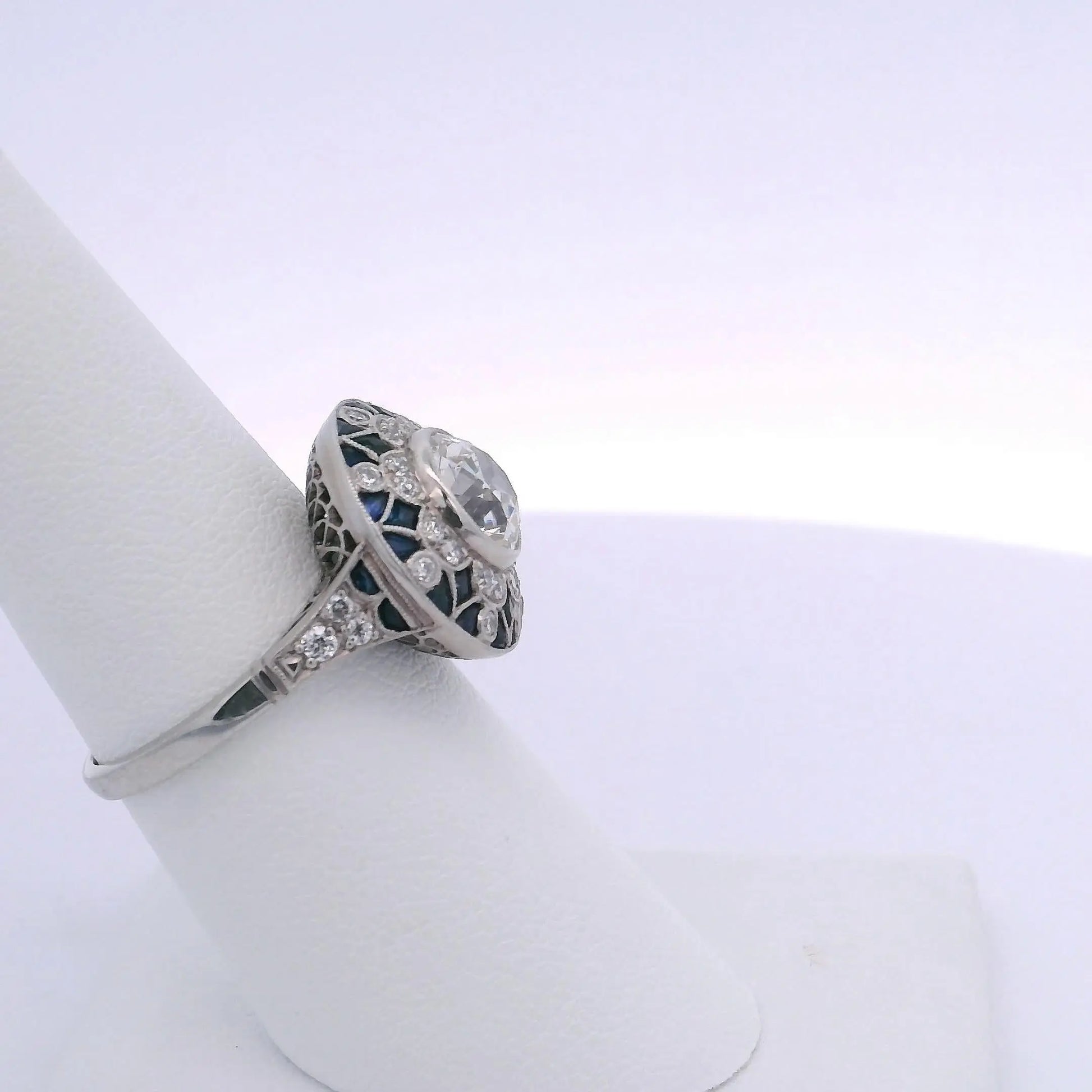 1.79CTW OLD EUROPEAN CUT DIAMOND & 0.40CTW OLD MINE CUT DIAMONDS