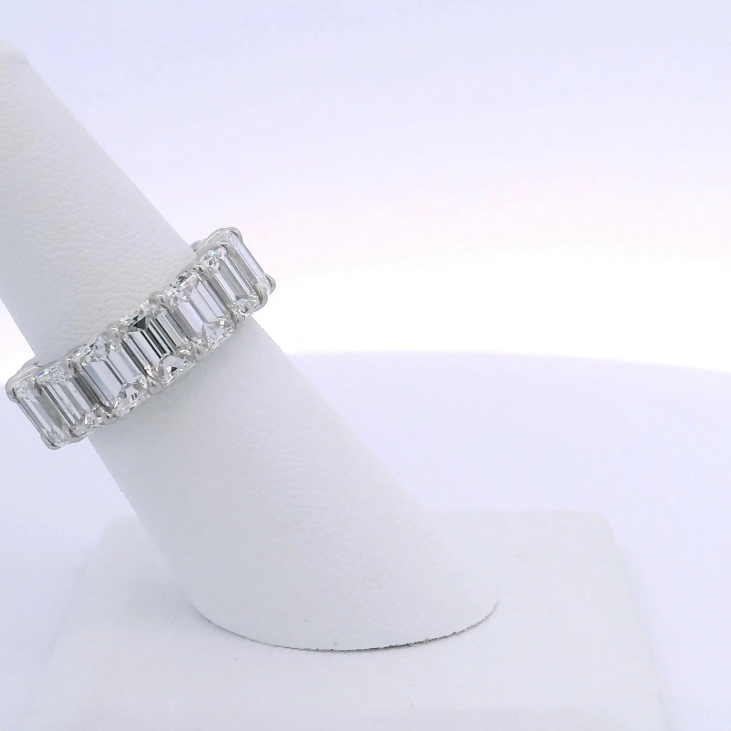 11.85CTW EMERALD CUT DIAMOND ETERNITY BAND