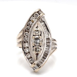 14K White Gold Diamond Ring Size 7.5