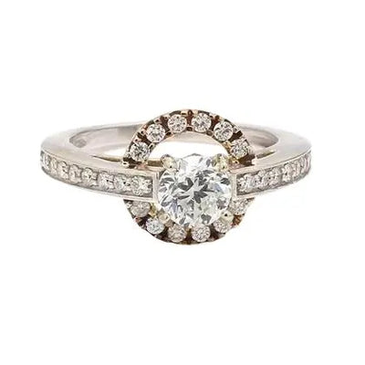 14k White Gold Ring with Round Brilliant Cut Diamonds