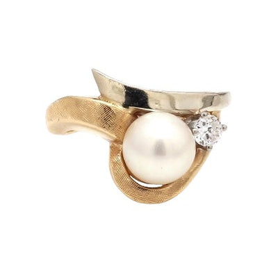 14K Yellow and White Gold Pearl and Diamond Ring Size 4.75
