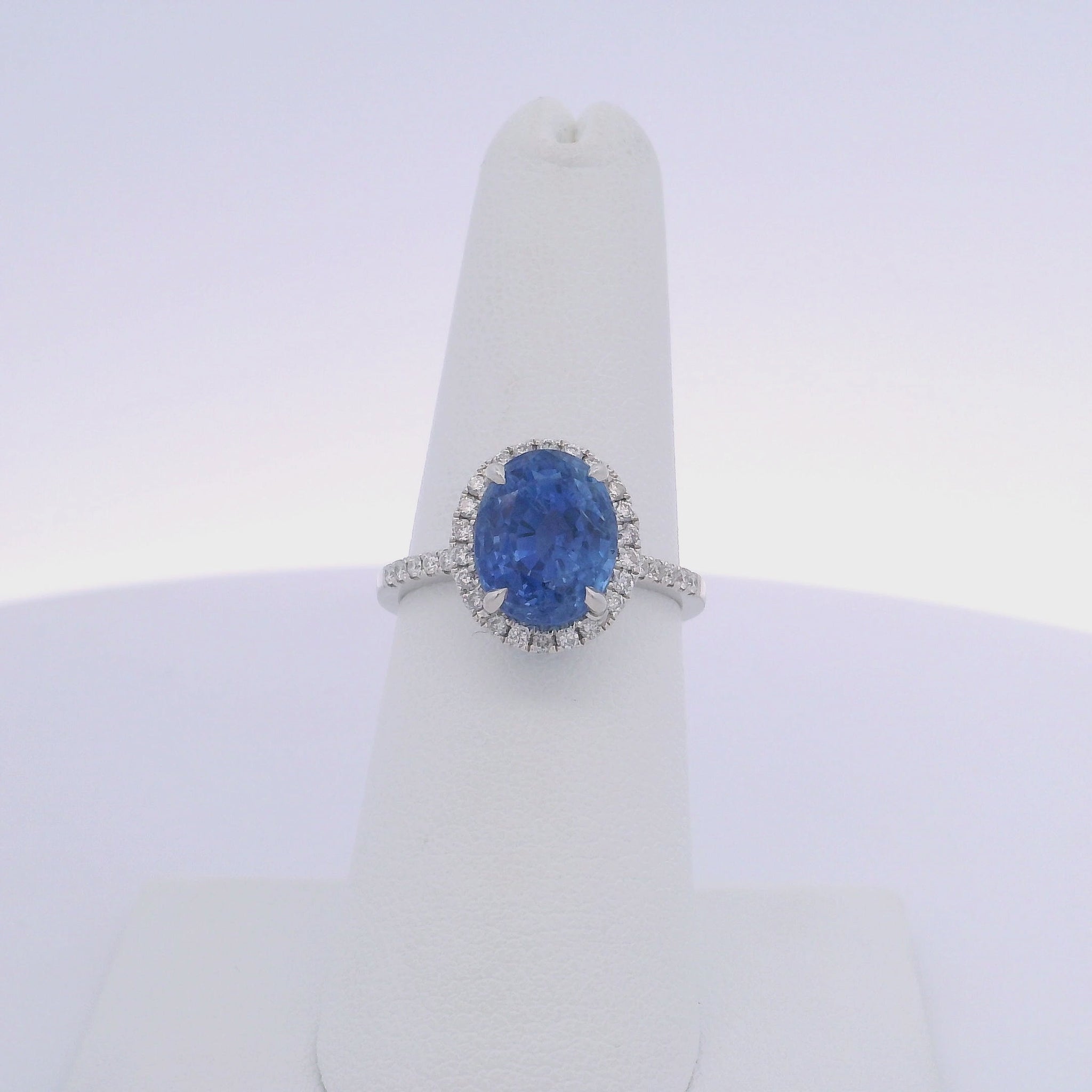 5.03CTW OVAL SAPPHIRE & 0.40CTW ROUND BRILLIANT CUT DIAMOND RING