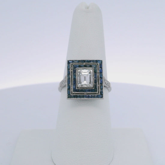 1.01CTW BAGUETTE CUT DIAMOND 1.00CTW SAPPHIRE RING