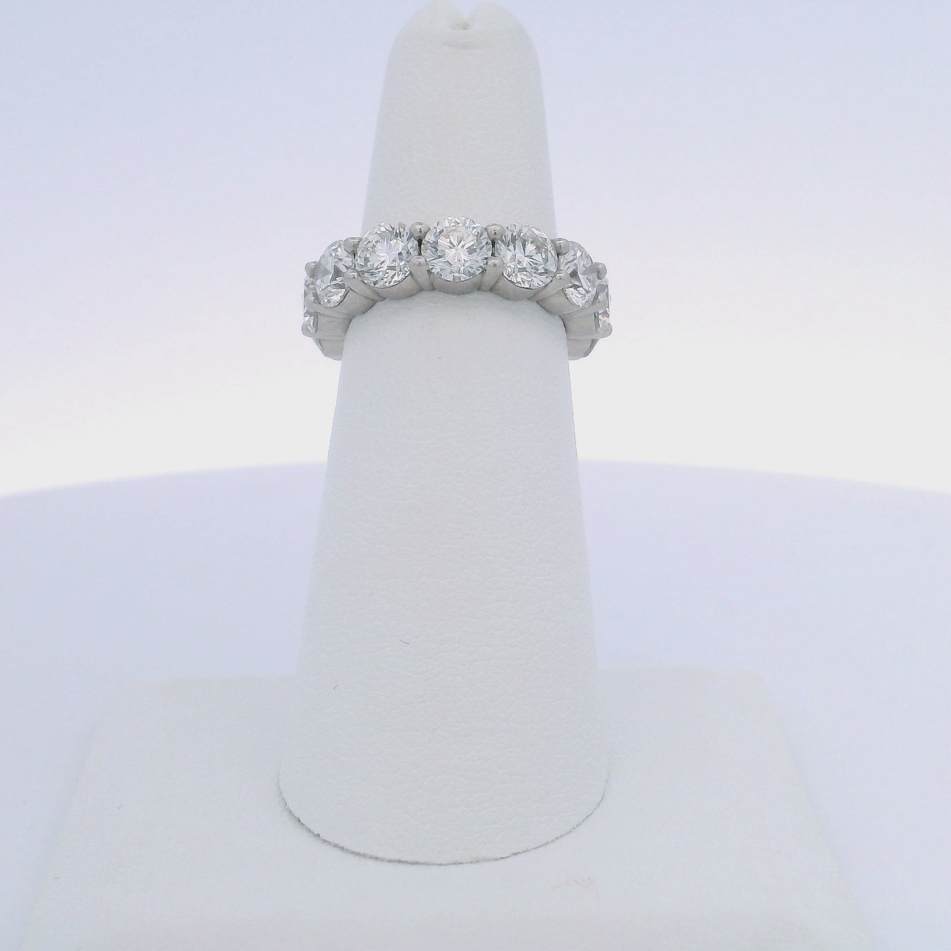 6.03CTW ROUND BRILLIANT CUT DIAMOND ETERNITY BAND